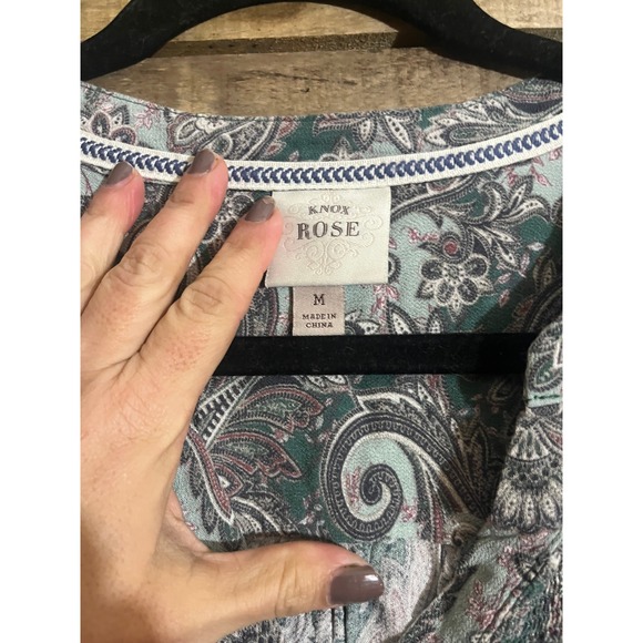 Knox Rose Womens Green Paisley Smocked Empire Waist Button Front Blouse Size M - Picture 4 of 5